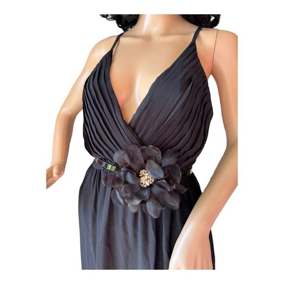 NWT White House Black Market Belt Flower Black Women\'s XS Leather 31.5” Long